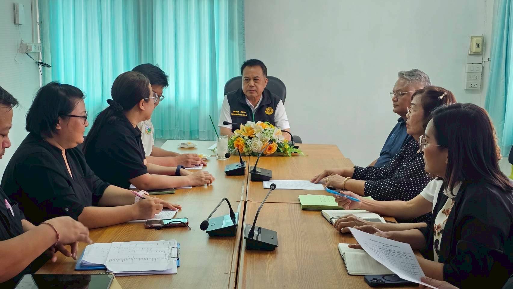 title - รองเลขาธิการ ส.ป.ก. ลงพื้นที่ประชุมเตรียมความพร้อมการตรวจราชการของรัฐมนตรีช่วยว่าการกระทรวงเกษตรและสหกรณ์ (นางสาวปิยะรัฐชย์ ติยะไพรัช) และการจัดงานพิธีมอบโฉนดเพื่อการเกษตร ณ ส.ป.ก.สุโขทัย